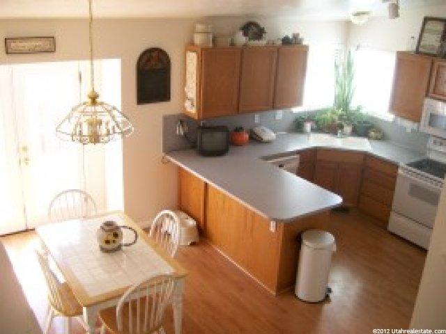 11387 S Oak Brush Dr E, Sandy, UT 84070 — photo 3