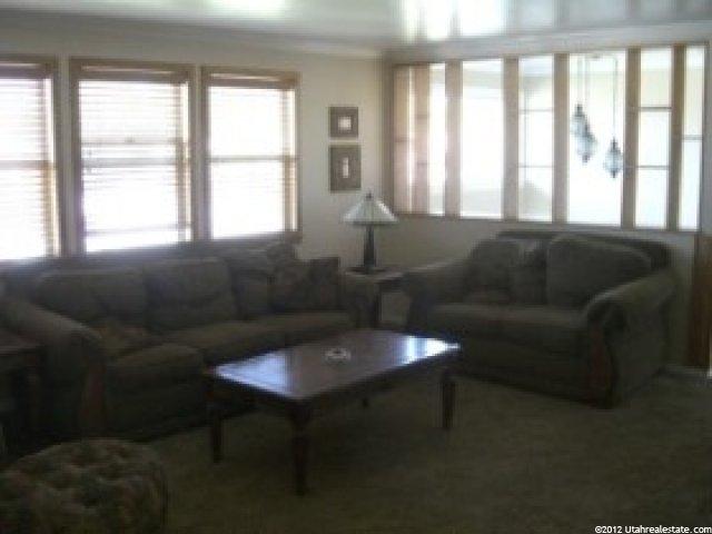 872 E Holly Ave, Murray, UT 84107 — photo 2