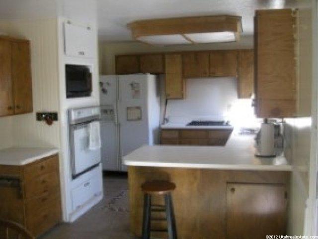872 E Holly Ave, Murray, UT 84107 — photo 6