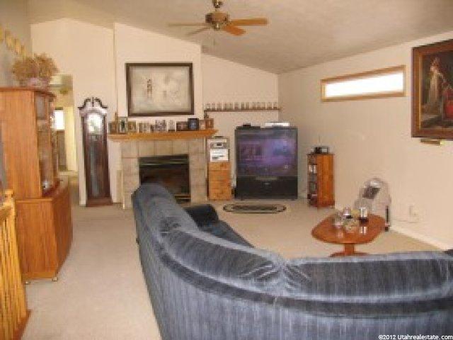 359 E Glen Croft S, Sandy, UT 84070 — photo 3