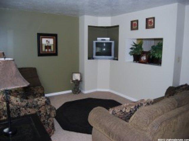 263 E 800 S, Layton, UT 84041 — photo 3
