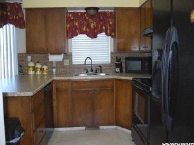 263 E 800 S, Layton, UT 84041 — photo 4