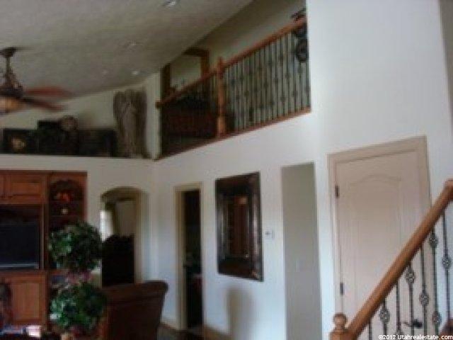 1122 S Emry Ct, Fruit Heights, UT 84037 — photo 6