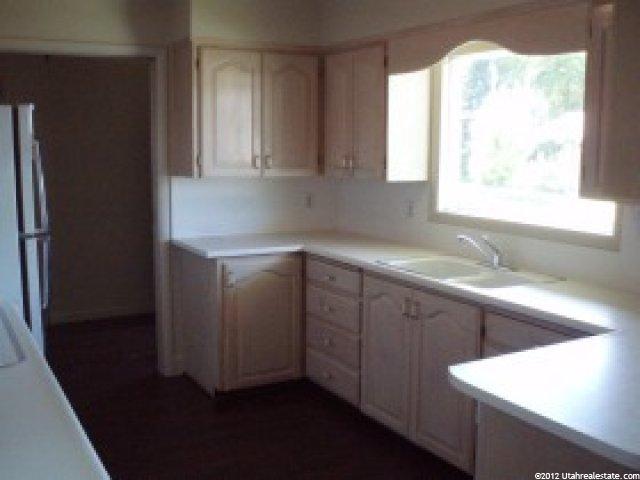 10 Raymond Ct, Logan, UT 84321 — photo 4