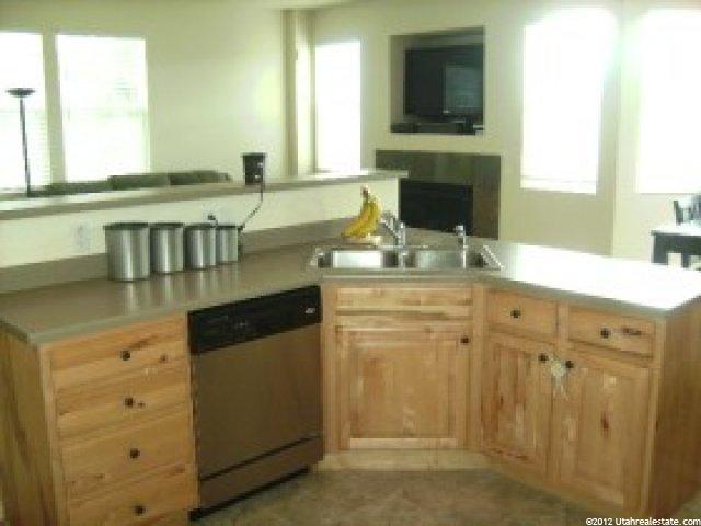 13512 Leaf Wing Ln, Riverton, UT 84096 — photo 4