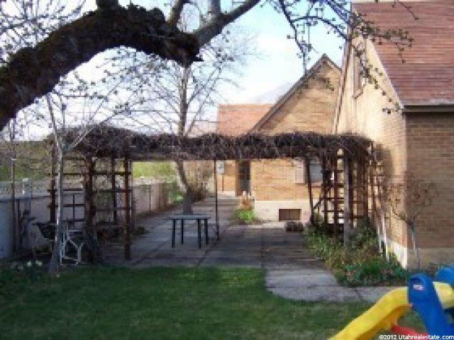 212 S 400 E, Springville, UT 84663 — photo 8