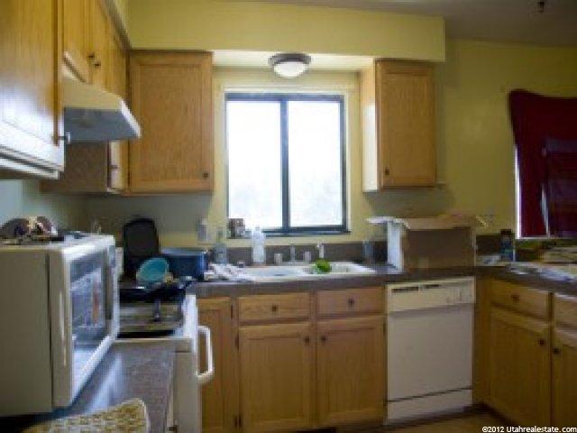 2252 S 400 W, Clearfield, UT 84015 — photo 8