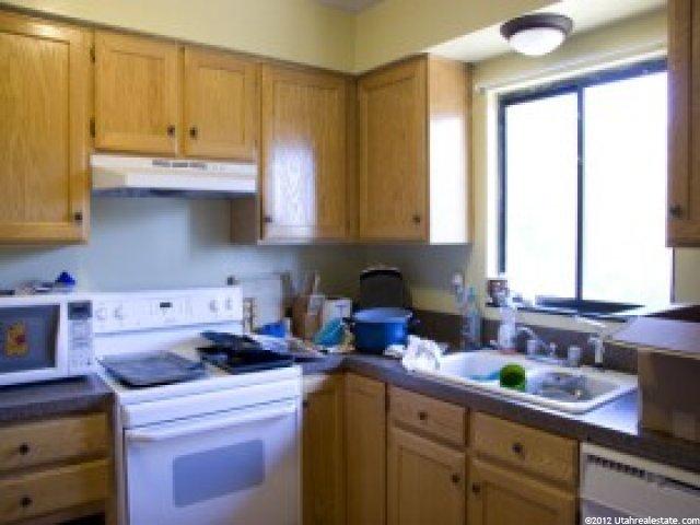 2252 S 400 W, Clearfield, UT 84015 — photo 9
