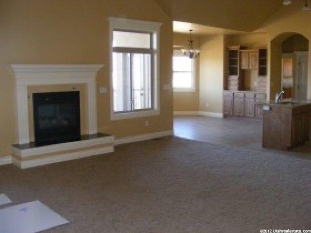 334 Paddock Ln, Kaysville, UT 84037 — photo 2