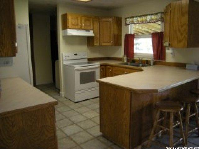882 W 1200 S, Vernal, UT 84078 — photo 4
