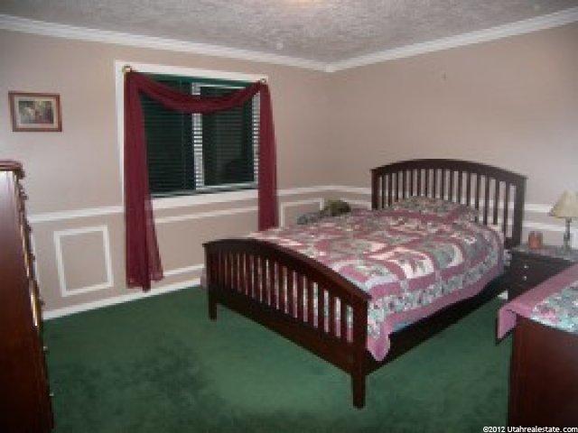 722 W 2300 N, West Bountiful, UT 84087 — photo 4