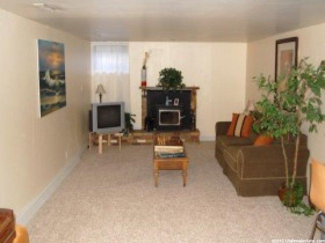 283 W 800 S, Bountiful, UT 84010 — photo 4
