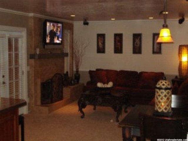 332 Shamrock Dr, Murray, UT 84107 — photo 5