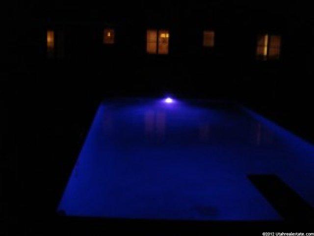 332 Shamrock Dr, Murray, UT 84107 — photo 9