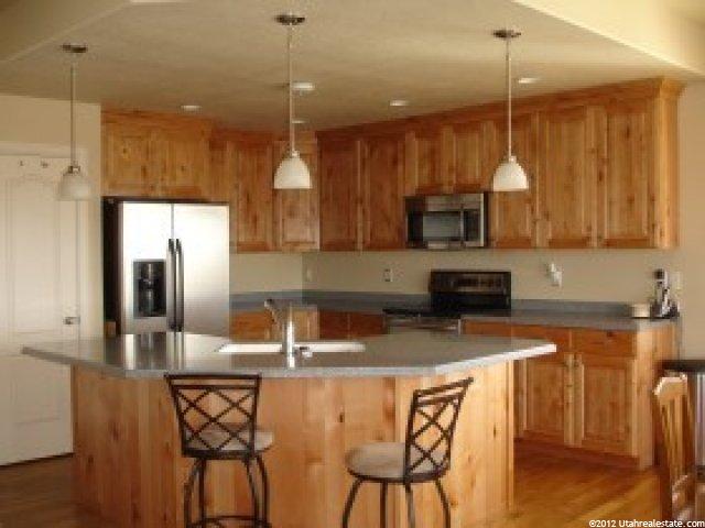 682 S 700 W, Layton, UT 84041 — photo 2