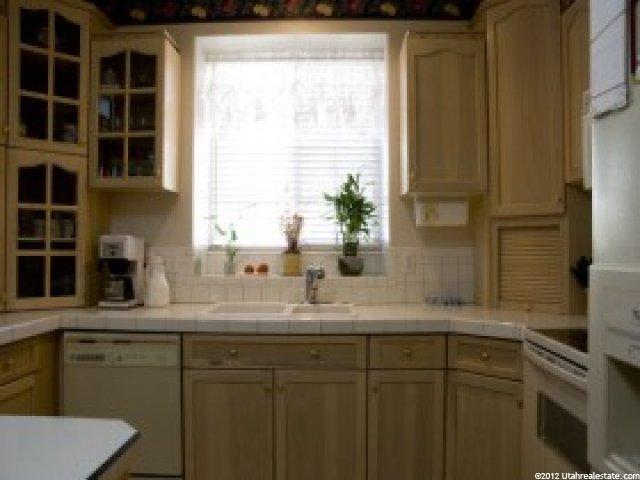 1964 Deere Valley Dr, Layton, UT 84040 — photo 6