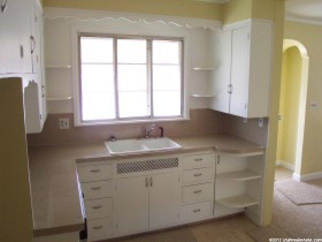 276 4th St, Ogden, UT 84404 — photo 2
