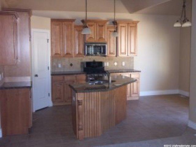 296 E Eagle Ridge Dr N, North Salt Lake, UT 84054 — photo 2