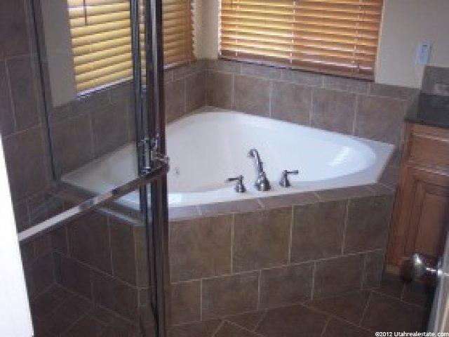 296 E Eagle Ridge Dr N, North Salt Lake, UT 84054 — photo 7