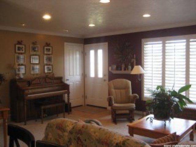 564 E 1600 S, Bountiful, UT 84010 — photo 3
