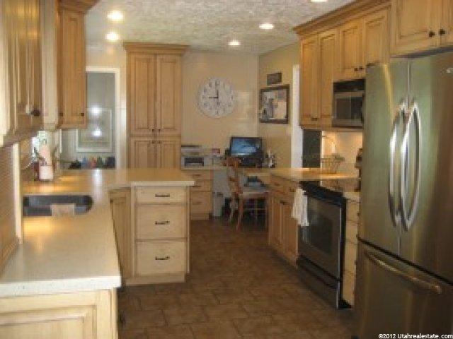 564 E 1600 S, Bountiful, UT 84010 — photo 6
