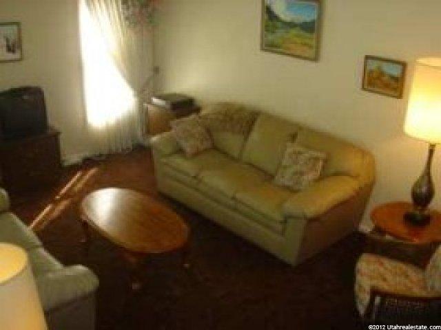 1091 N Crescent Dr E, Logan, UT 84321 — photo 2
