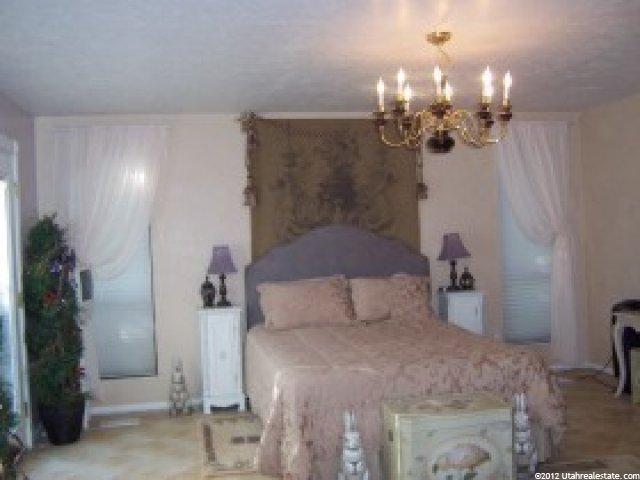 2562 E 1930 N, Layton, UT 84040 — photo 8