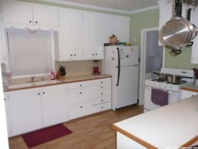544 S 200 E, Farmington, UT 84025 — photo 2
