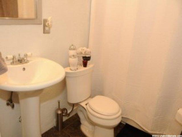 8445 S 1475 E, Sandy, UT 84093 — photo 6