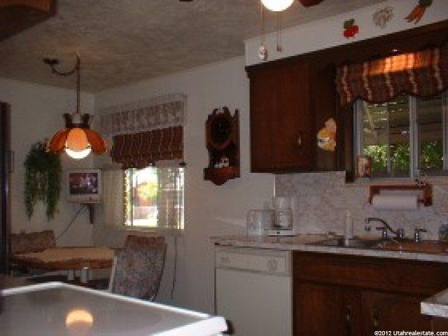 205 S 750 E, Clearfield, UT 84015 — photo 9