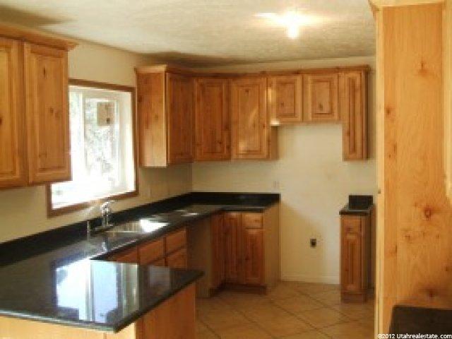 3555 Hermes Dr, Holladay, UT 84124 — photo 2