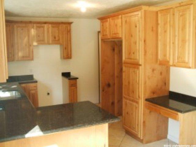 3555 Hermes Dr, Holladay, UT 84124 — photo 3