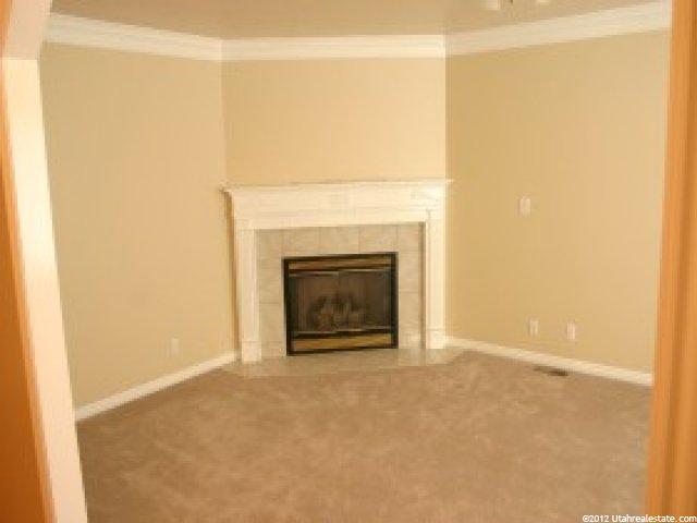 976 S 400 E, Centerville, UT 84014 — photo 5