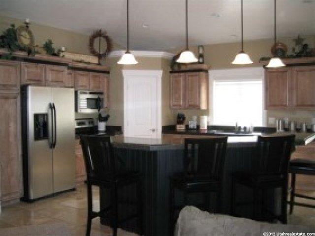 740 Bluff St, Hyde Park, UT 84318 — photo 5