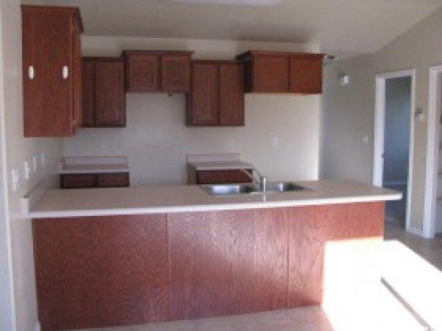2796 W 2300 N, Clinton, UT 84015 — photo 4
