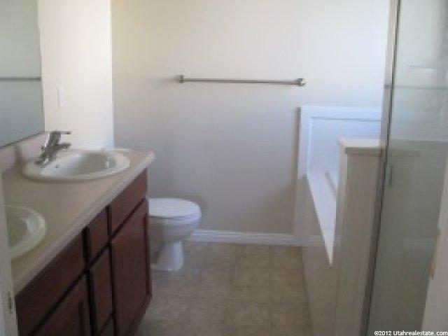 2796 W 2300 N, Clinton, UT 84015 — photo 9