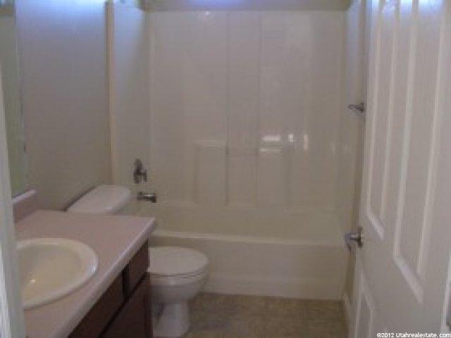 2796 W 2300 N, Clinton, UT 84015 — photo 10