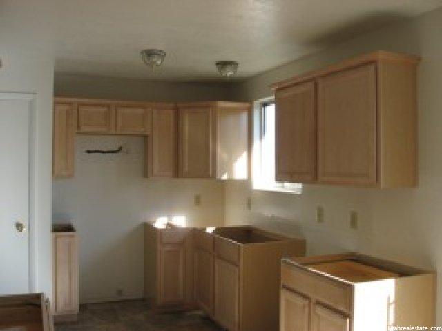 5575 W Snap Dragon, West Jordan, UT 84084 — photo 2