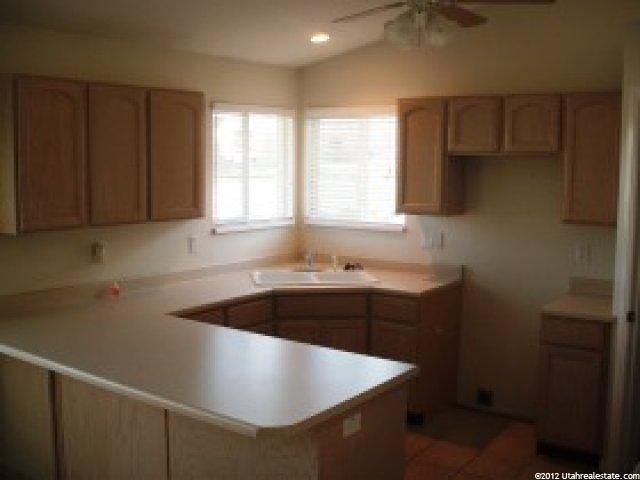162 W 1675 N, Layton, UT 84041 — photo 5