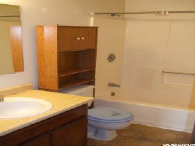 381 E 2700 N, North Logan, UT 84341 — photo 10