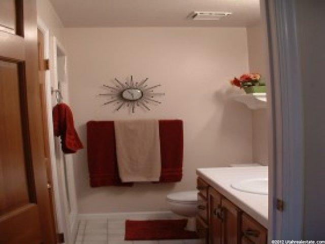 1575 E Edgecliff Dr, Sandy, UT 84092 — photo 10
