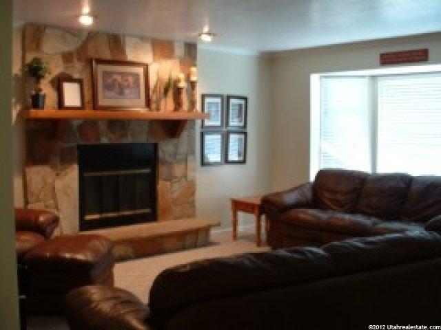 1575 E Edgecliff Dr, Sandy, UT 84092 — photo 6