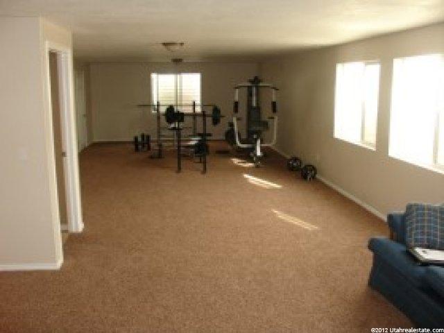 889 W 2010 S, Syracuse, UT 84075 — photo 8
