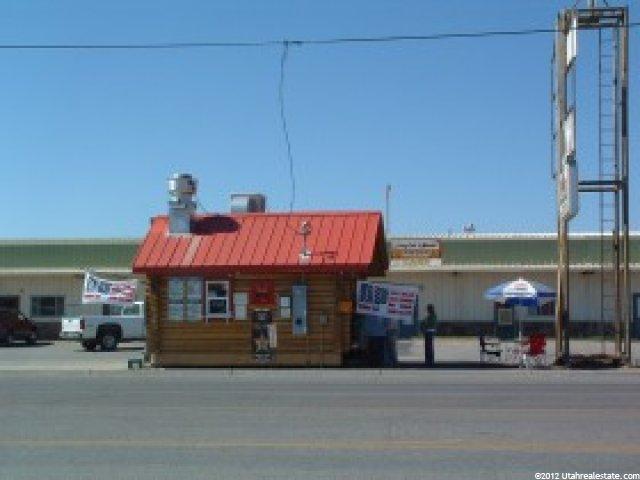 1368 S 1500 E, Vernal, UT 84078 — photo 2