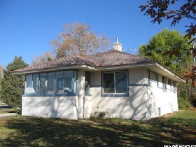 487 E Vine St, Murray, UT 84107 — photo 2