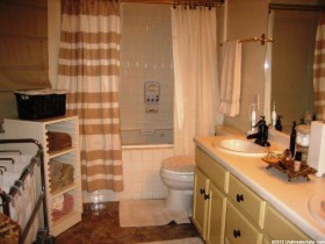 1040 N 300 E, Layton, UT 84041 — photo 7