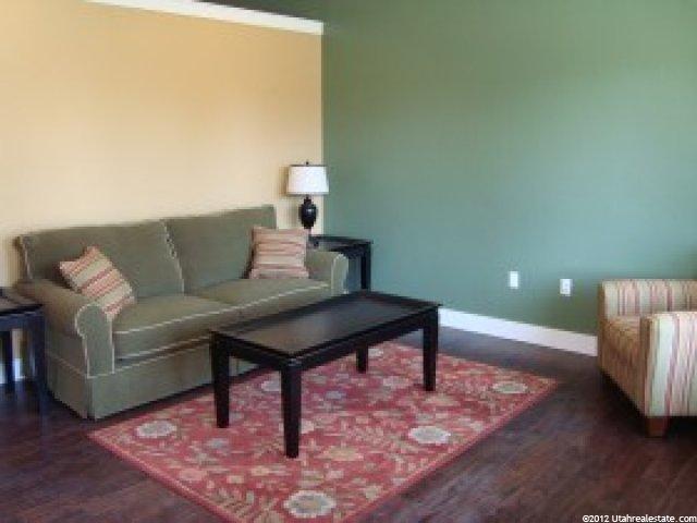 647 E 300 S, Smithfield, UT 84335 — photo 4