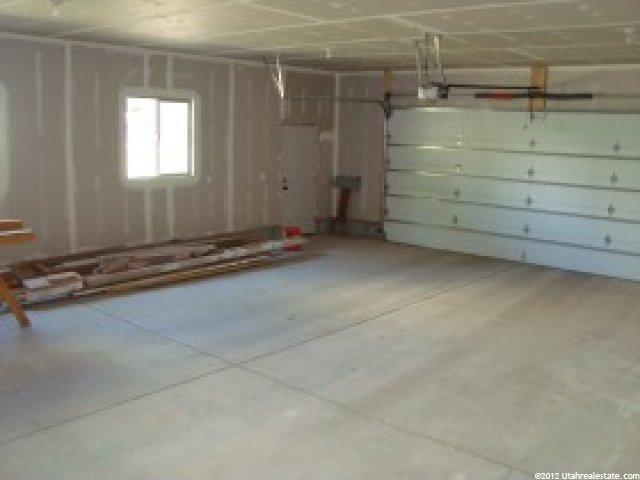 647 E 300 S, Smithfield, UT 84335 — photo 9