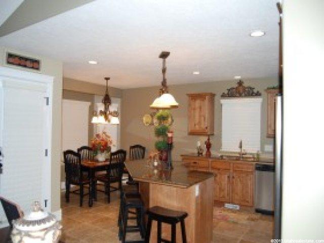 213 W 925 N, Centerville, UT 84014 — photo 3