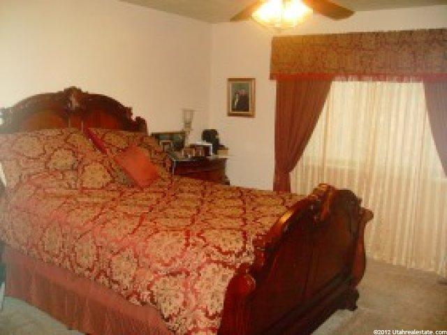 1009 S 3925 W, Syracuse, UT 84075 — photo 9